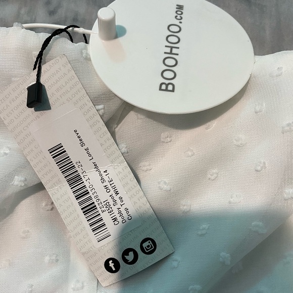 ✨BooHoo✨ Dobby Spot Off Shoulder Long Sleeve Crop Top - Picture 5 of 7
